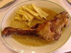 Carne asada con patatas fritas